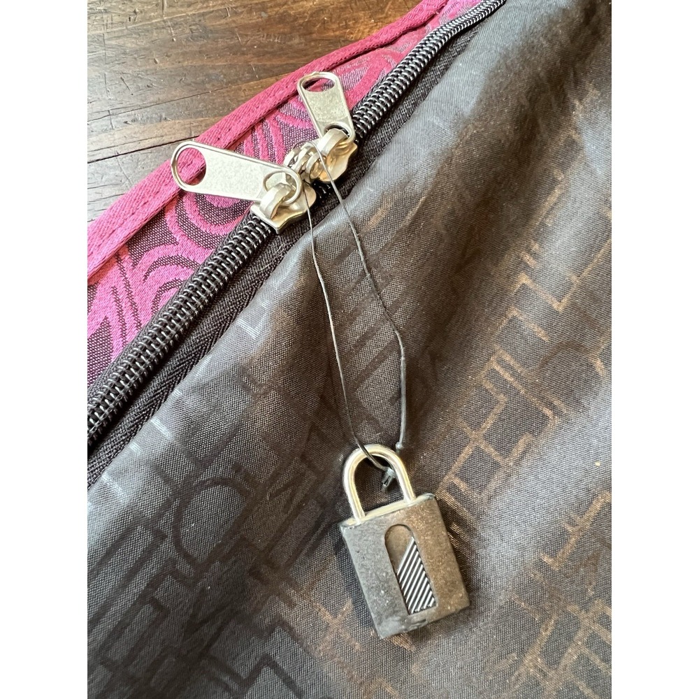 Diane Von Furstenberg DVF Pink Hearts Luggage Garment Bag Weekender Travel New - Picture 7 of 12